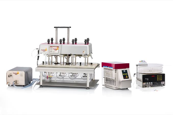 DFC-820SP including PTWS 820D Dissolution Bath Offline automated dissolution system with 8 position bath.