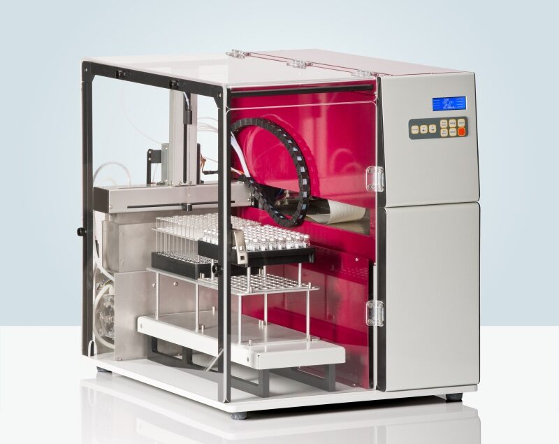 DSR-M The dissolution sampling robot with media refilling and dilution option.